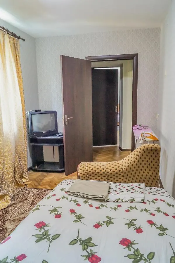 קייב Apartments On Druzhby Narodiv 6 A